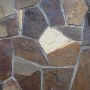 Prírodný kameň – nepravidelné obklady a dlažby