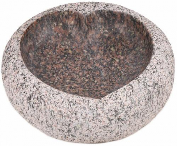 Kamenné napájadlo Srdce – Ø 25 cm (Červená žula)