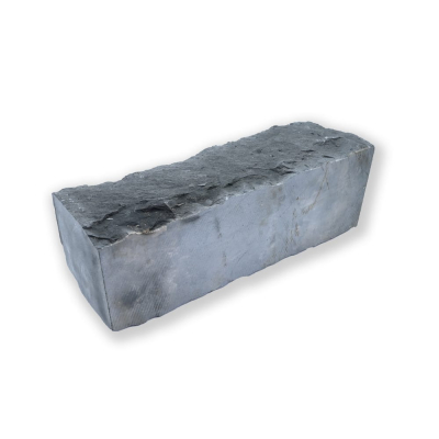 Čadič obrubník sekano-rezaný