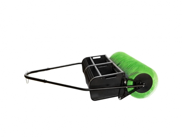 Predný pohľad na zberač travných špuntov a orechov Bag-A-Nut 45 cm s rotačným valcom