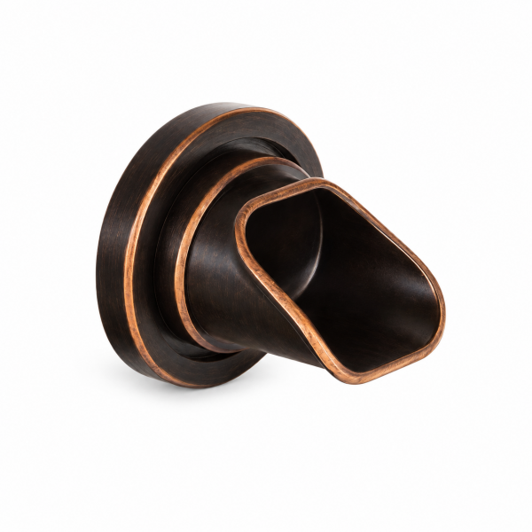 OASE Wall Outlet Ellipse Bronze – nástenný chrlič vody s elipsovitým výtokom v bronzovom vyhotovení