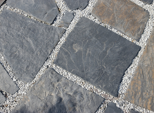 Bridlica NERO čierna - nášľapné kamene / platne