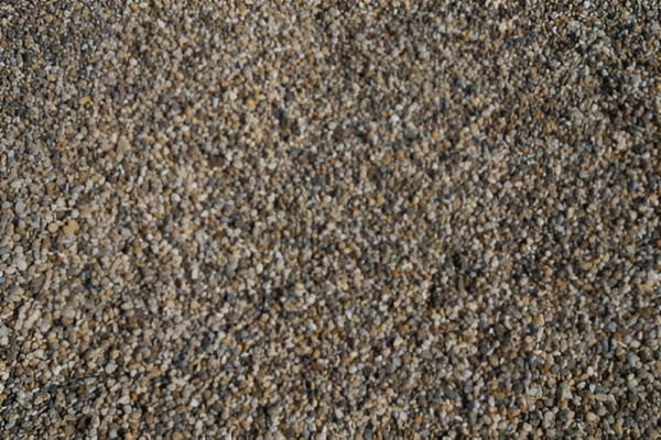 Štrk 4/8 mm – dunajský okrúhliak (na detské ihriská a dekoráciu)