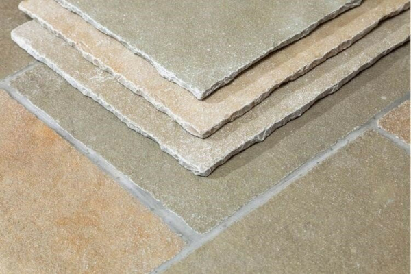 Vápenec Antik 60 x 40 cm – prírodná dlažba a obklad žlto-šedý