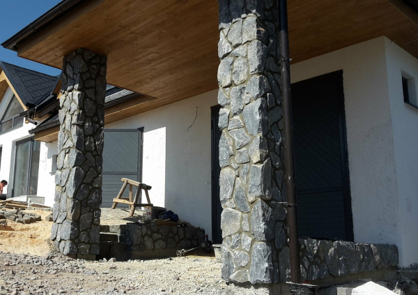 BLACK RF95 kamenný obklad