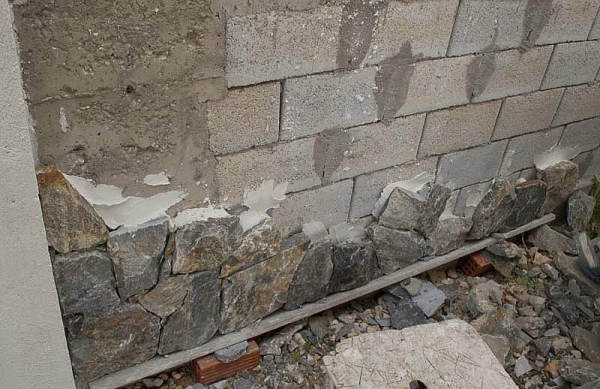 IRON RF88 kamenný obklad