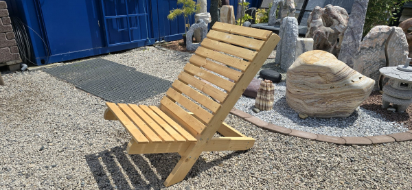 Skladacia drevená stolička