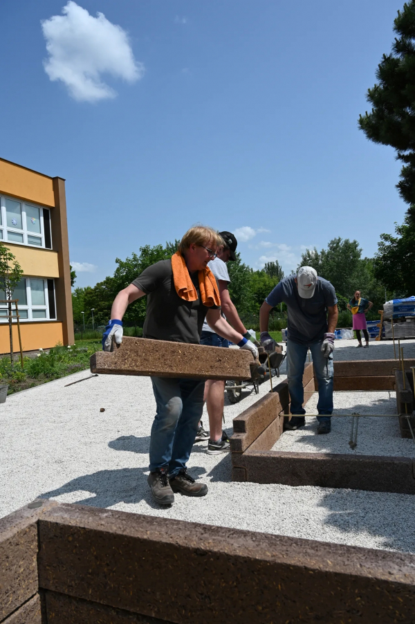 Durisol vysoký záhon: tvar U