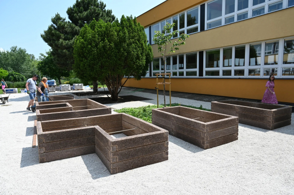 Durisol vysoký záhon: tvar L