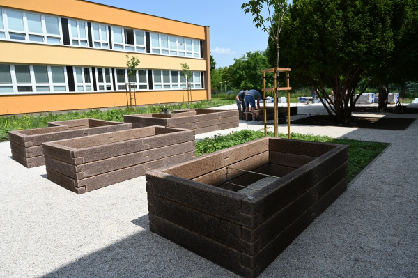 Durisol vysoký záhon: tvar L